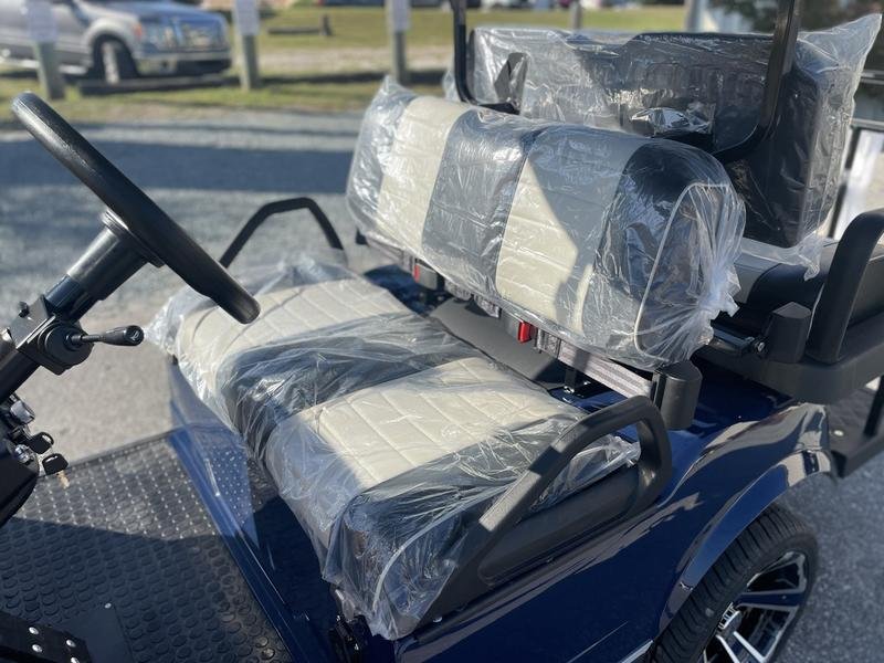 2022 Evolution Electric Vehicles Classic 4 Pro